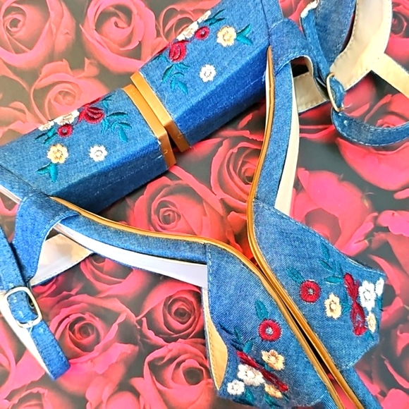 Denim  Sandals - Picture 6 of 15